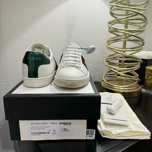 Gucci Ace Embroidered Bee Web Sneaker Leather White 36 - Picture 8 of 8